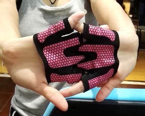 GBM Fitness Four Finger Gloves - Great for Yoga, Weigh Lifting, Cycling